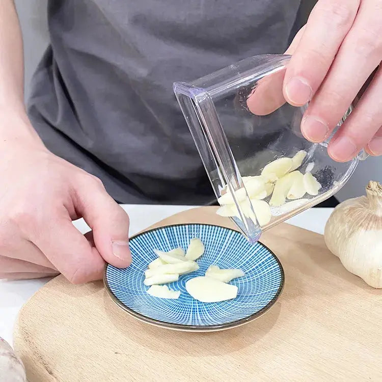 Manual Garlic Press Grinder And Grater Cutter With Peeler Kitchen Gadget And Accessories