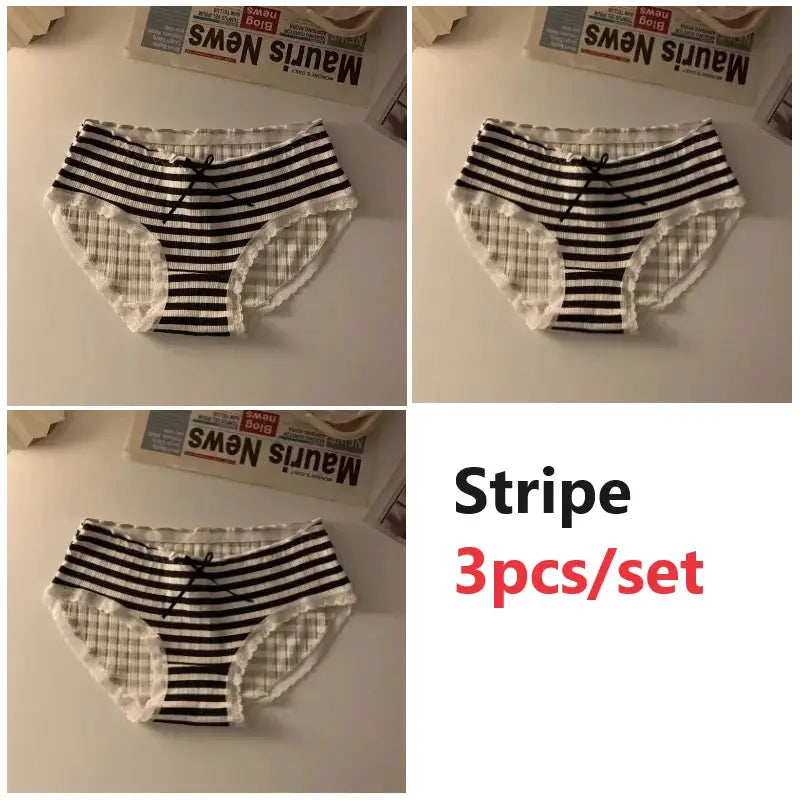 Cotton seamless women's panties set, striped black/white with lace trim, mid-rise, 3pcs set, Simples Market