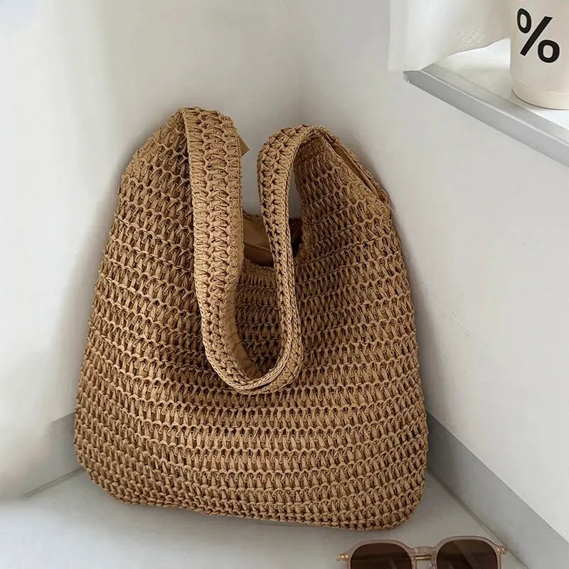 Woven rattan shoulder tote bag in natural beige with large-capacity for beach days