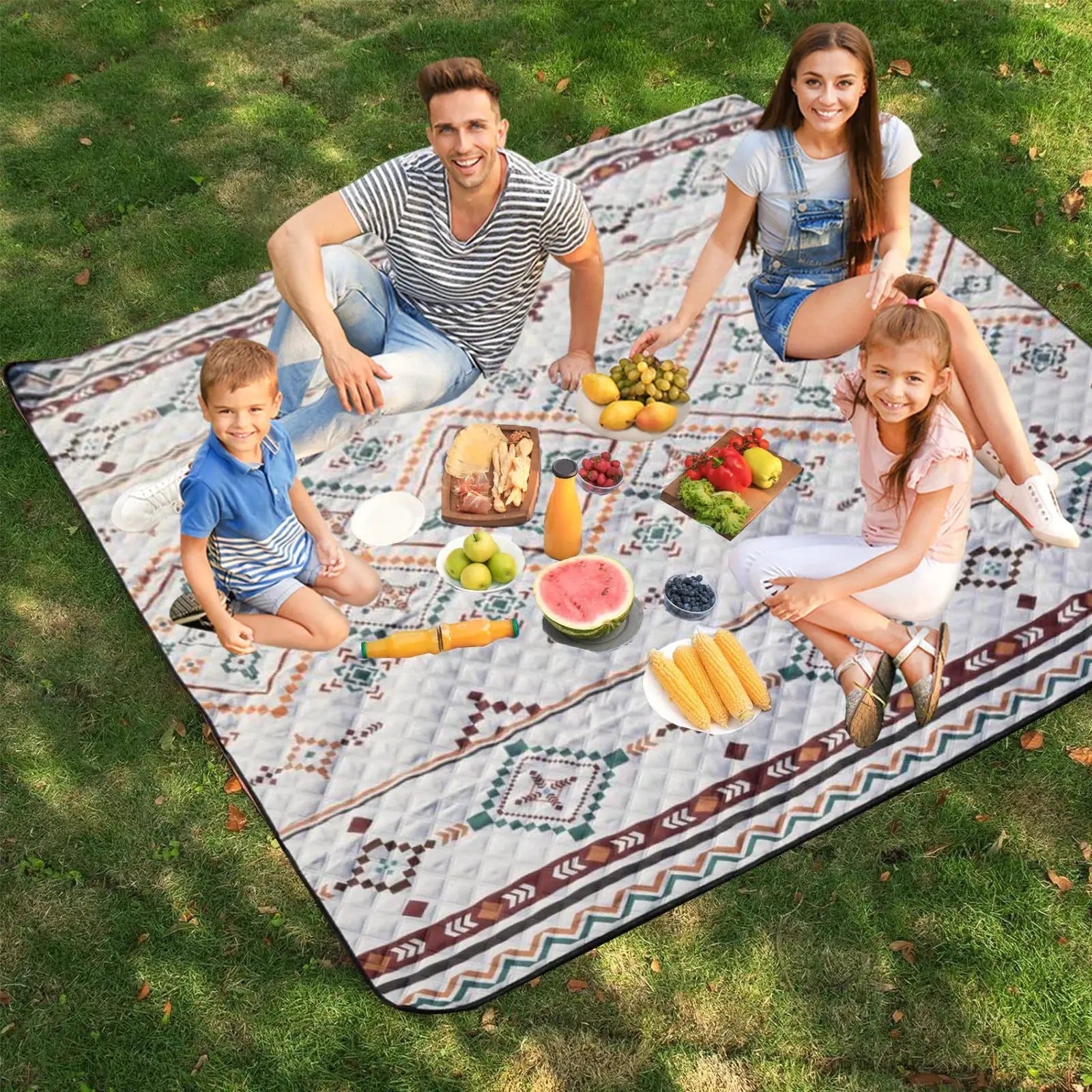 Waterproof picnic blanket, large 200x200 cm patterned mat on grass for a family picnic