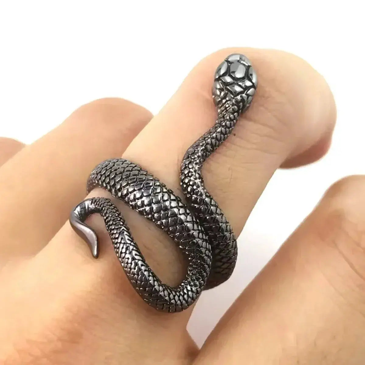 Unisex Punk Goth Snake Ring Black Plated Adjustable Fashion Jewelry For Men And Women Party Gift