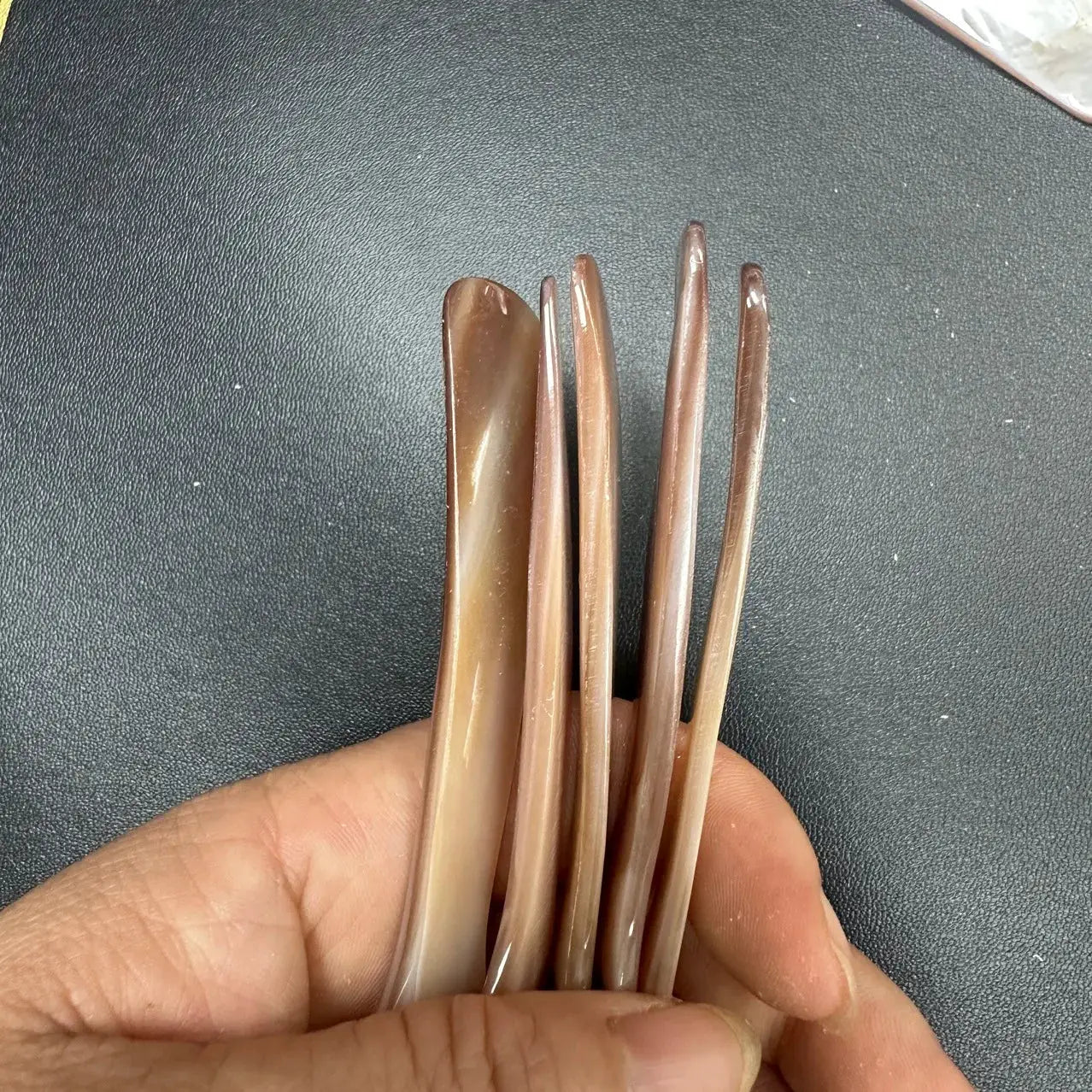 11cm Natural Shell Ice Spoon Mother of Pearl Seashells Stirring Teaspoon for Ice Cream Coffee Caviar Crafts Kitchen Tool