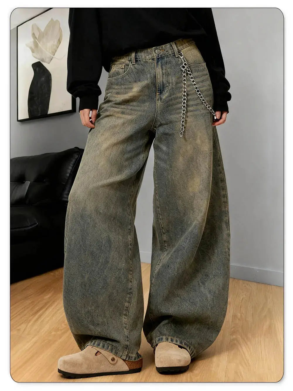 LIYS American Retro baggy wide-leg distressed denim jeans with chain accessory; men's/unisex streetwear denim pants.
