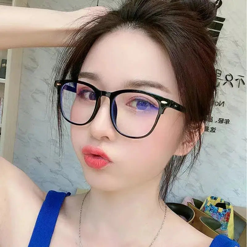 NovaVision Ultralight Retro Glasses With Transparent Frame And Anti Blue Light Lenses For Men And Women