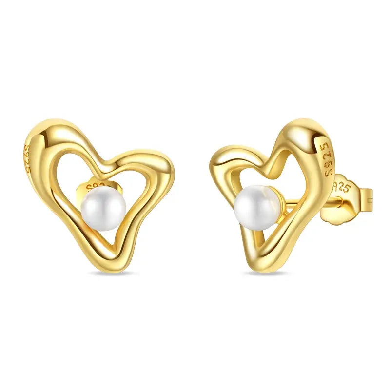 Heart-shaped gold-tone pearl earrings, pair, by Simples Market