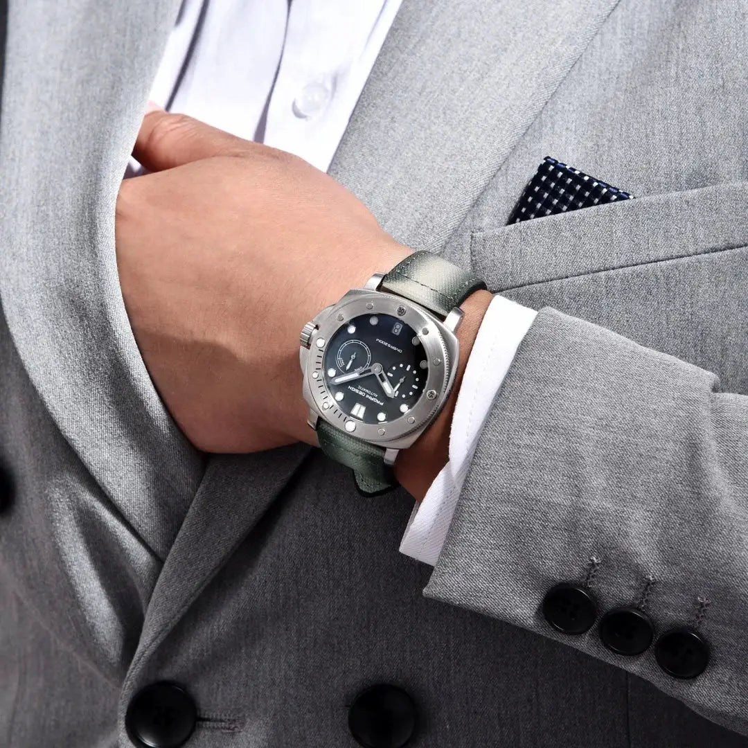 PAGANI Design men's automatic diver watch with green leather strap and silver case