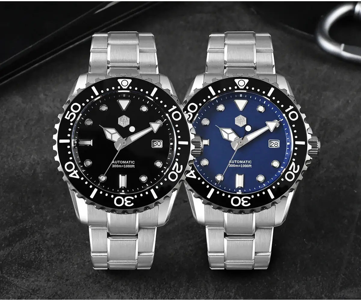San Martin diver watches, two 40–44mm automatic models with stainless steel bracelets and black and blue dials