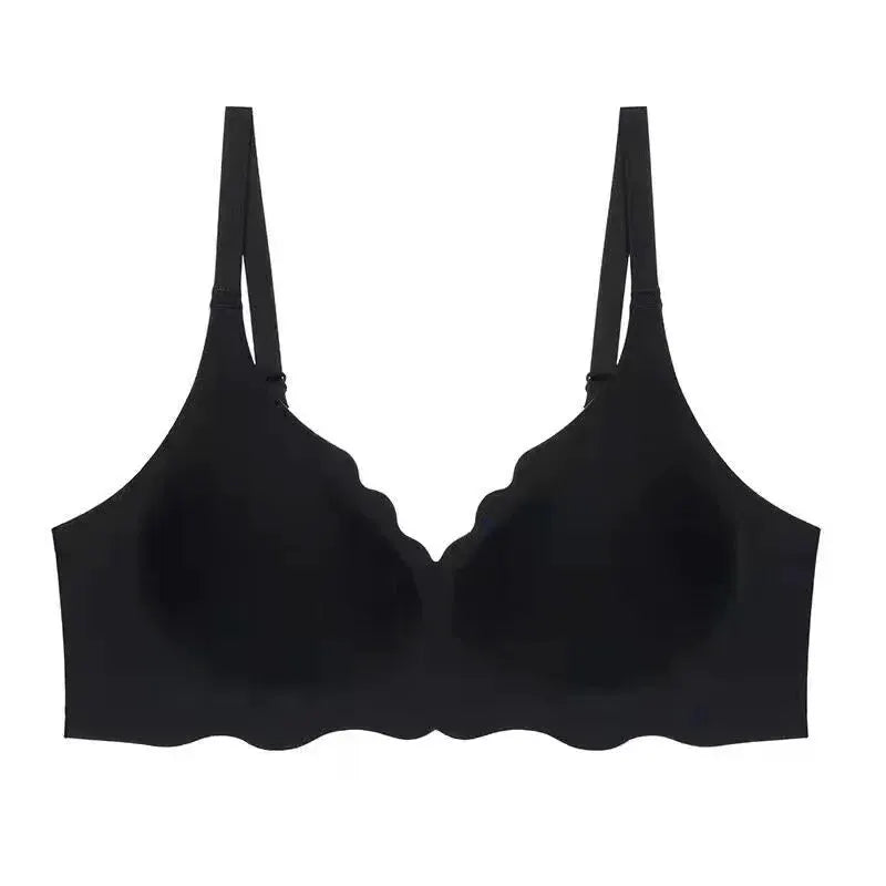 Simples Market black wireless bra with scalloped bottom edge and adjustable straps