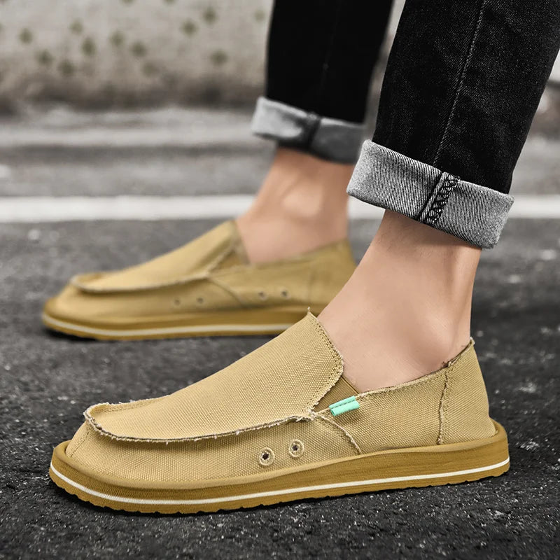 Tan canvas casual men’s loafers, breathable low-top slip-on sneakers (pair)