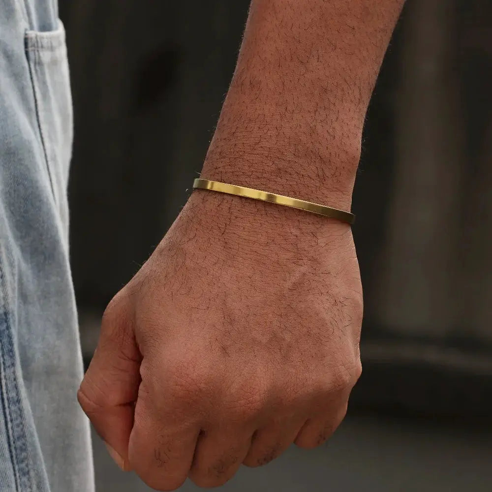 3mm stainless steel Cuban chain bracelet for men, gold-tone, adjustable open design