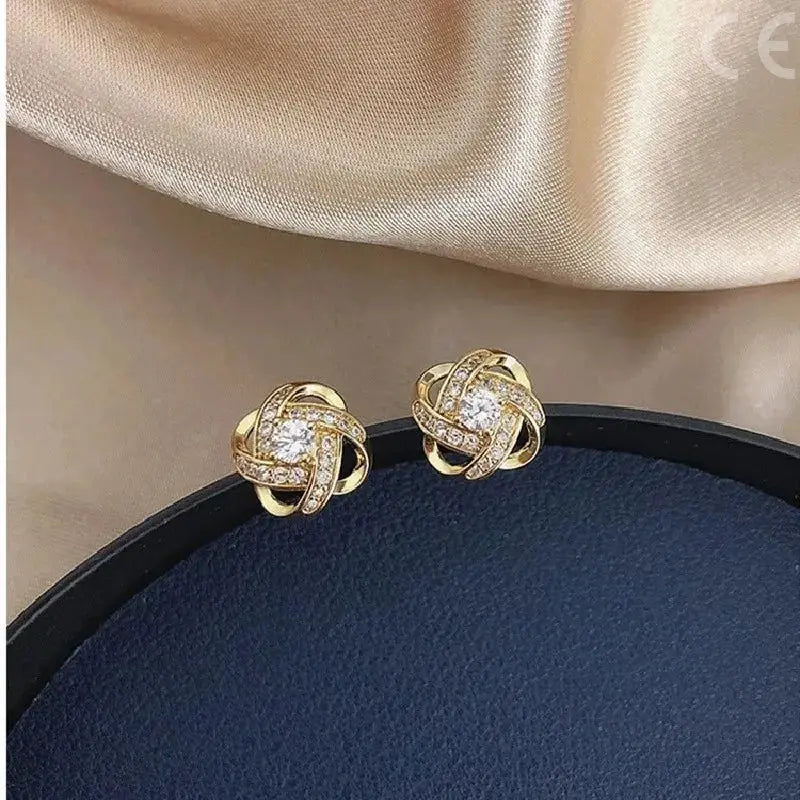 Exquisite Shiny Zircon Heart Flower Earrings Korean Inspired Elegant Square Geometric Crystal Jewelry Gift for Women