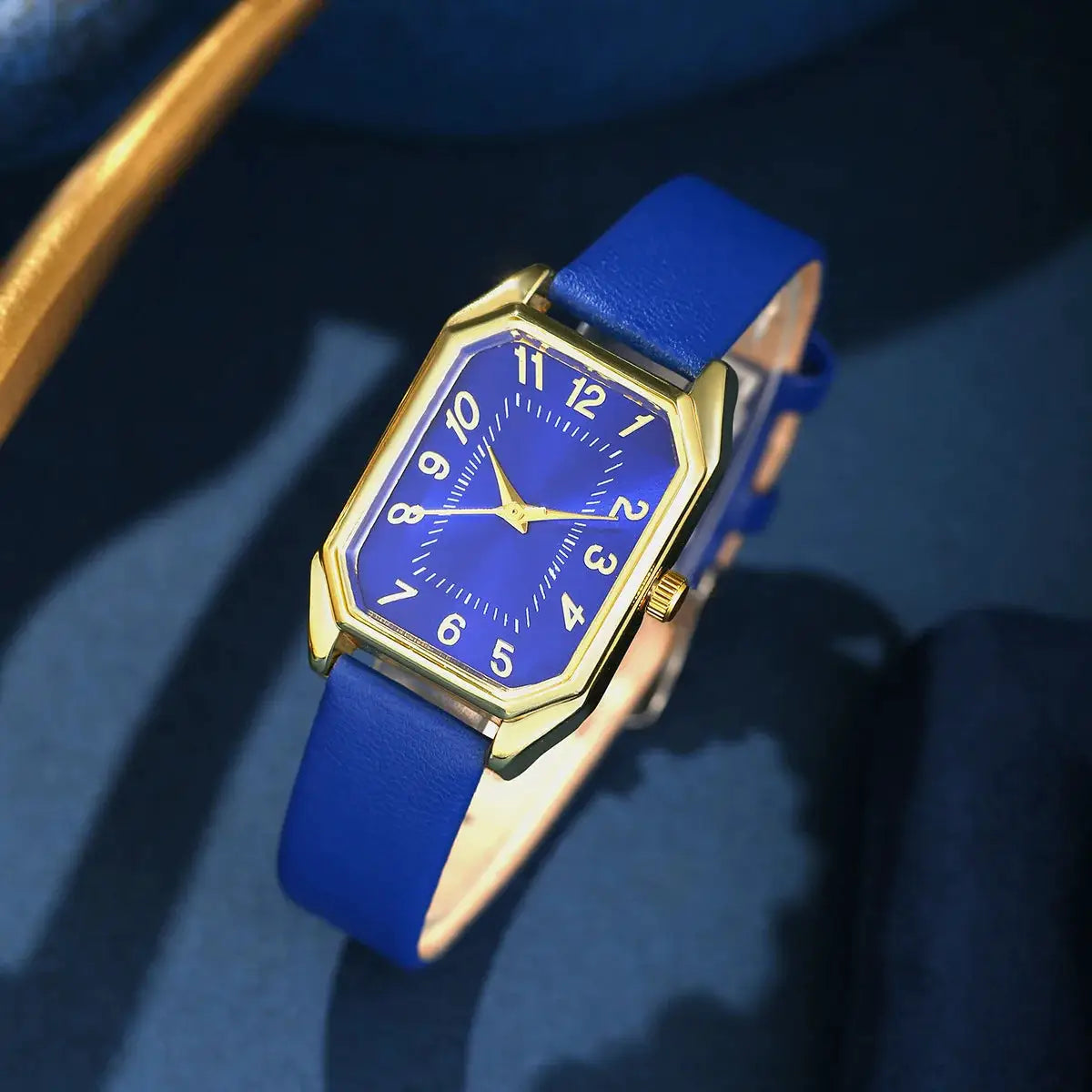 LuxeCharm Square Women Watches Set Leather Strap Quartz Timepieces Five Piece Jewelry Gift Set