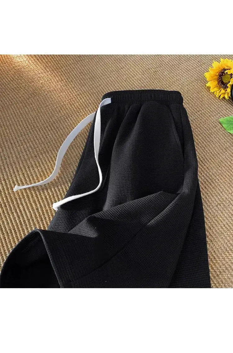 Waffle shorts, men's black waffle-knit with white drawstring, loose casual beachwear Simples Market