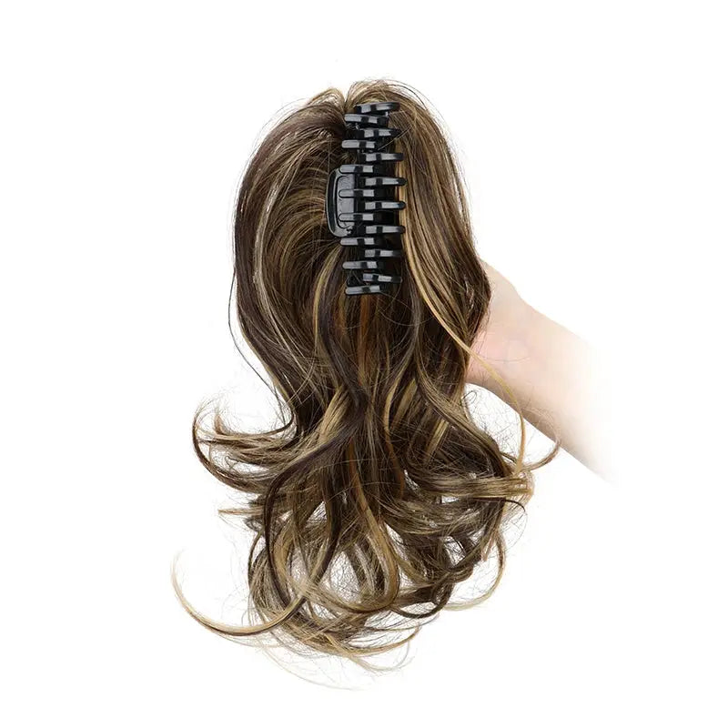 Simples Market 12-inch synthetic ponytail extension with claw clip in brown/blonde curls