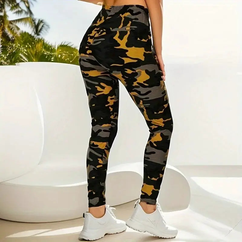 Camouflage printed women's leggings in black gray tan with high elasticity, slim-fit tights