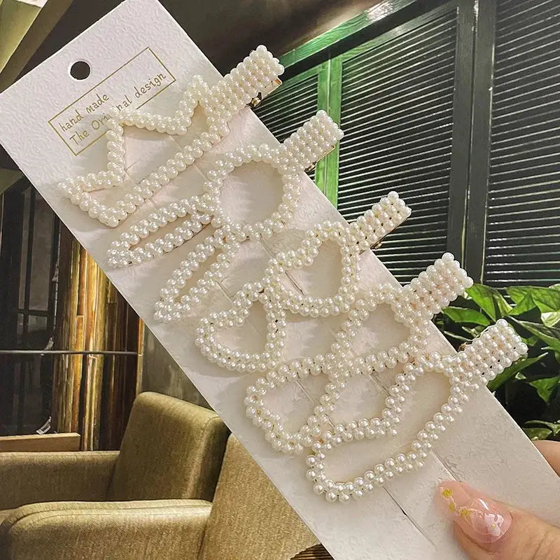 Korean Inspired Luxe Pearl Hair Clips With Geometric Alloy And Plastic Pins For Women Secure Fashion Accessory