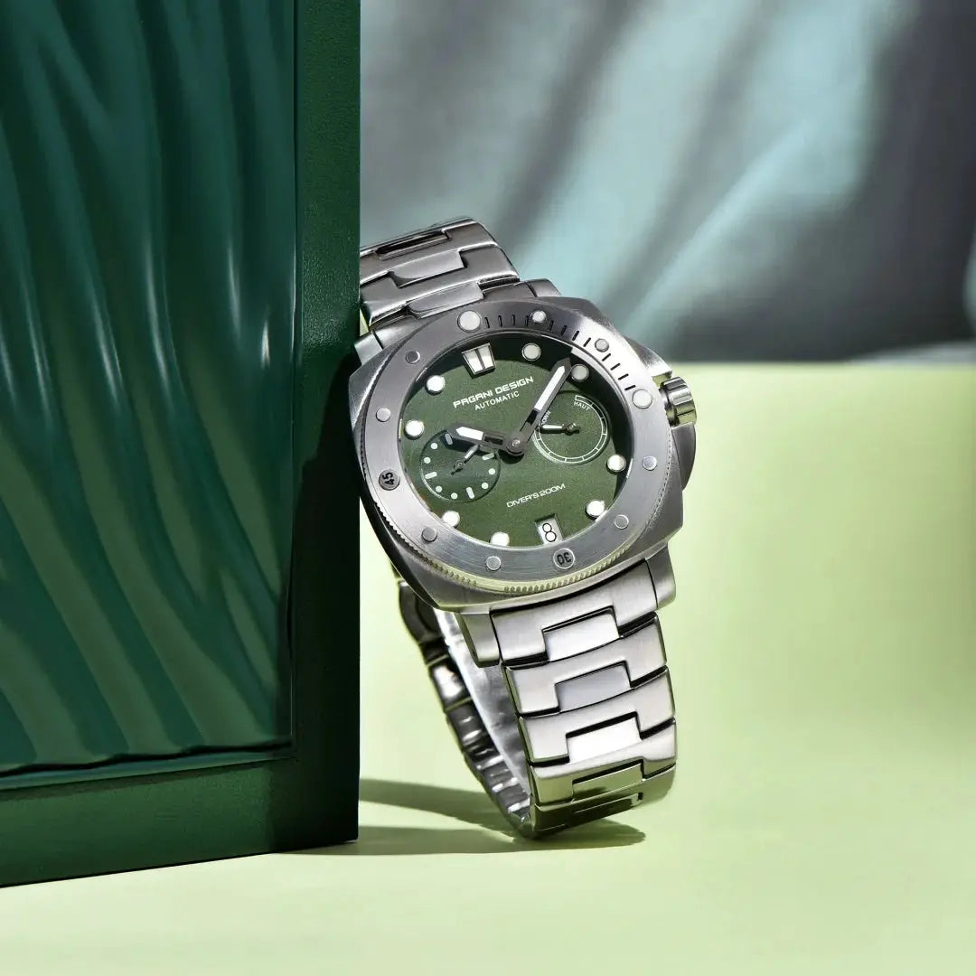 PAGANI Design men's automatic diver watch with stainless steel bracelet, green dial, 200m water resistant