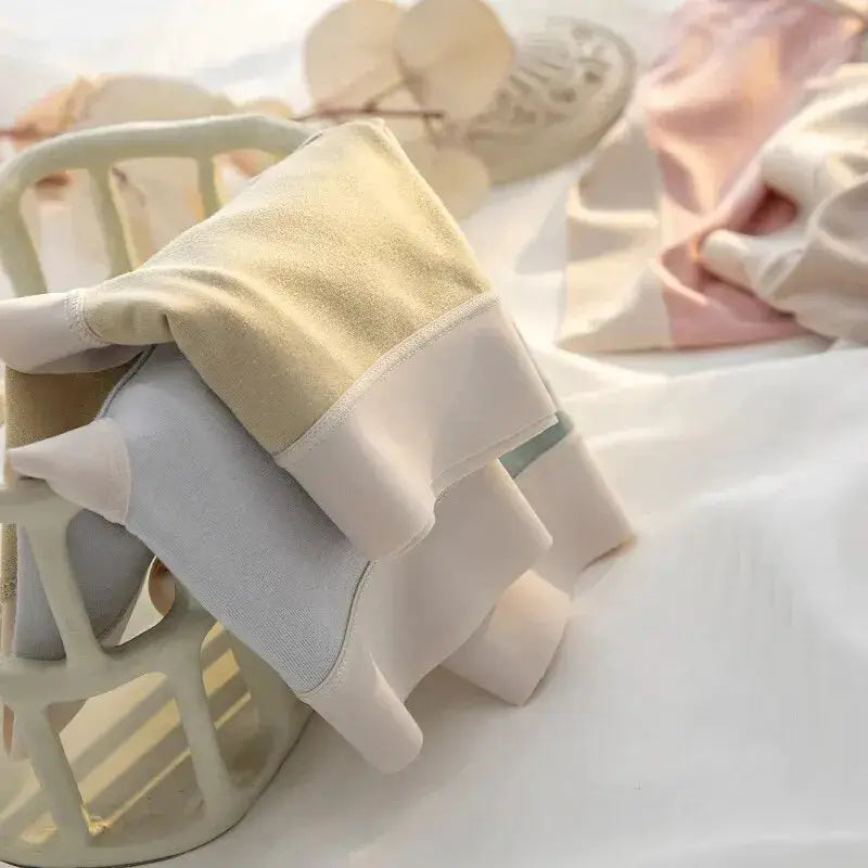 4Pcs set Simples Market women's modal seamless panties in beige, light blue and white