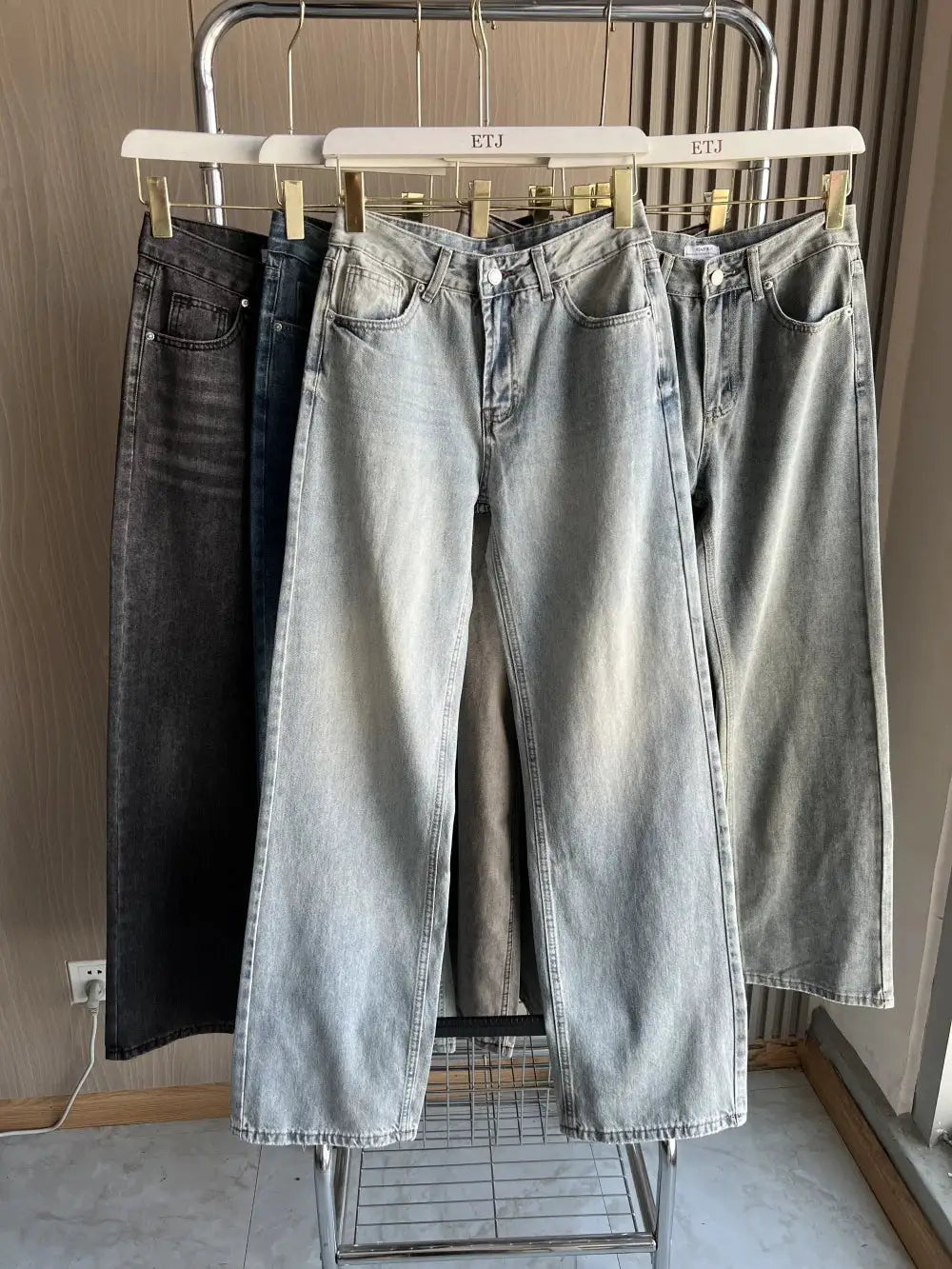 Z1975 Straight Leg Jeans For Women Y2K Classic Wash 2025 ETJ