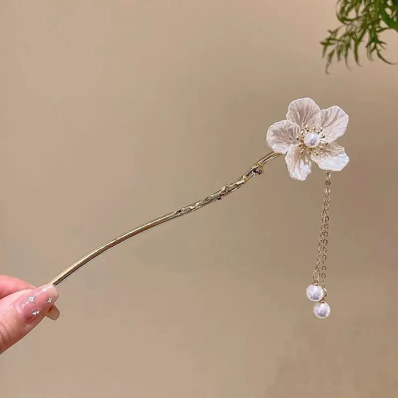 Elegant Chinese Style Romantic Enameled Flower Tassel Hair Clip Alloy Jewelry Hairpin For Women Fashion Accessory