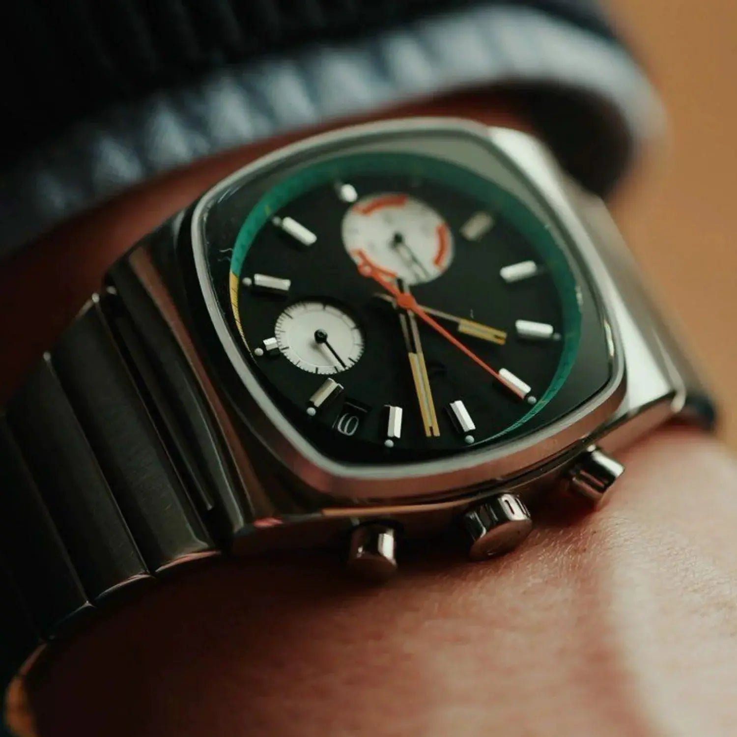 Simples Market men's square watch with black dial, green ring, dual subdials, stainless steel case