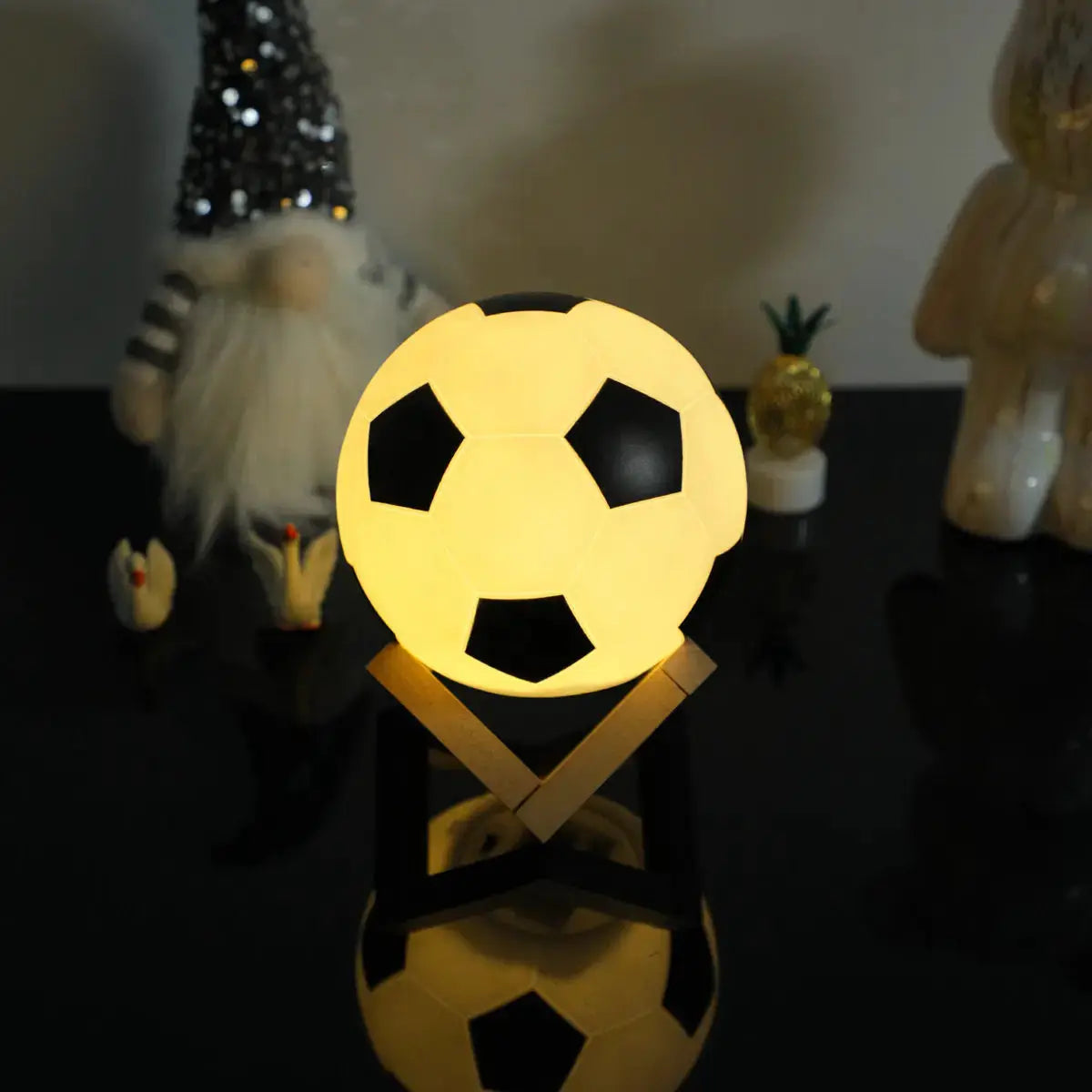 Soccer-ball night light, 14cm yellow glowing football lamp on stand, battery powered, Simples Market