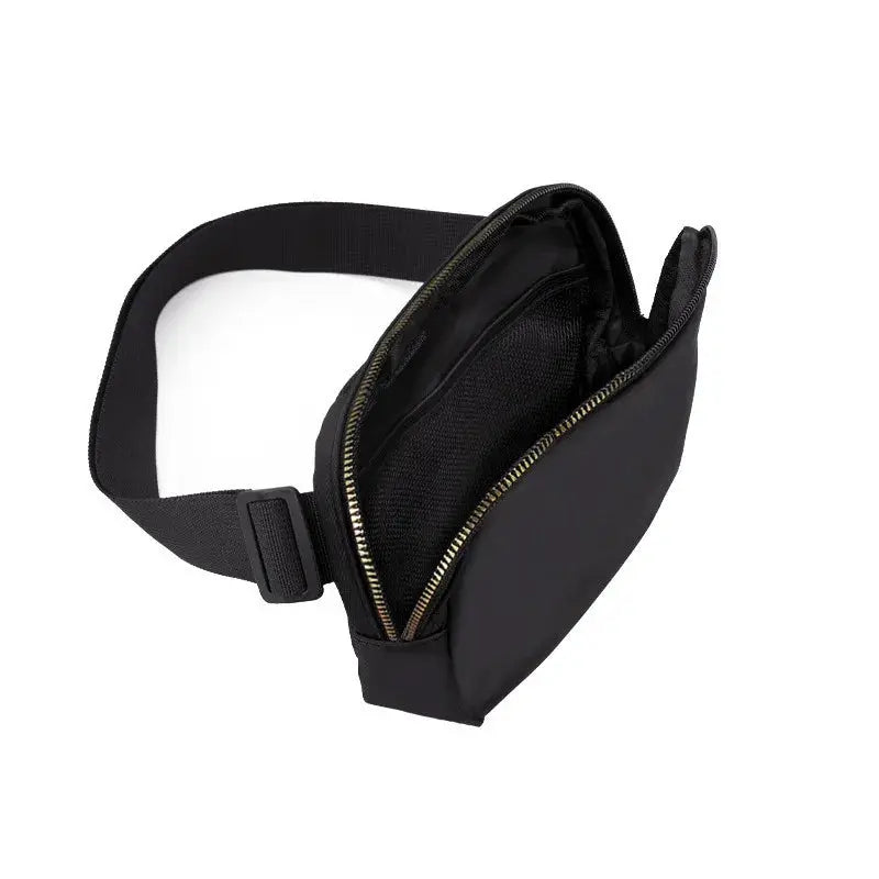 Simples Market women's waist bag in black with zipper and adjustable strap