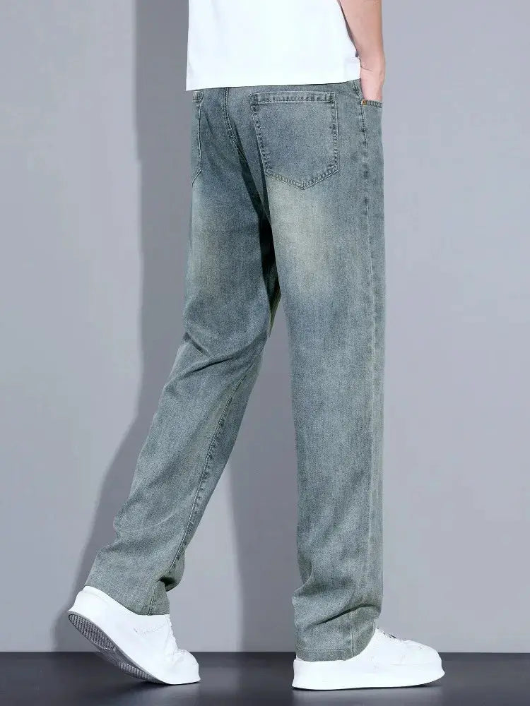 Men's denim jeans, light blue wash, straight-leg casual trousers with back pockets