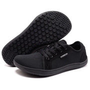 HOBIBEAR unisex barefoot shoes, black, 1 pair, wide toe design, breathable mesh upper, hex-pattern outsole.