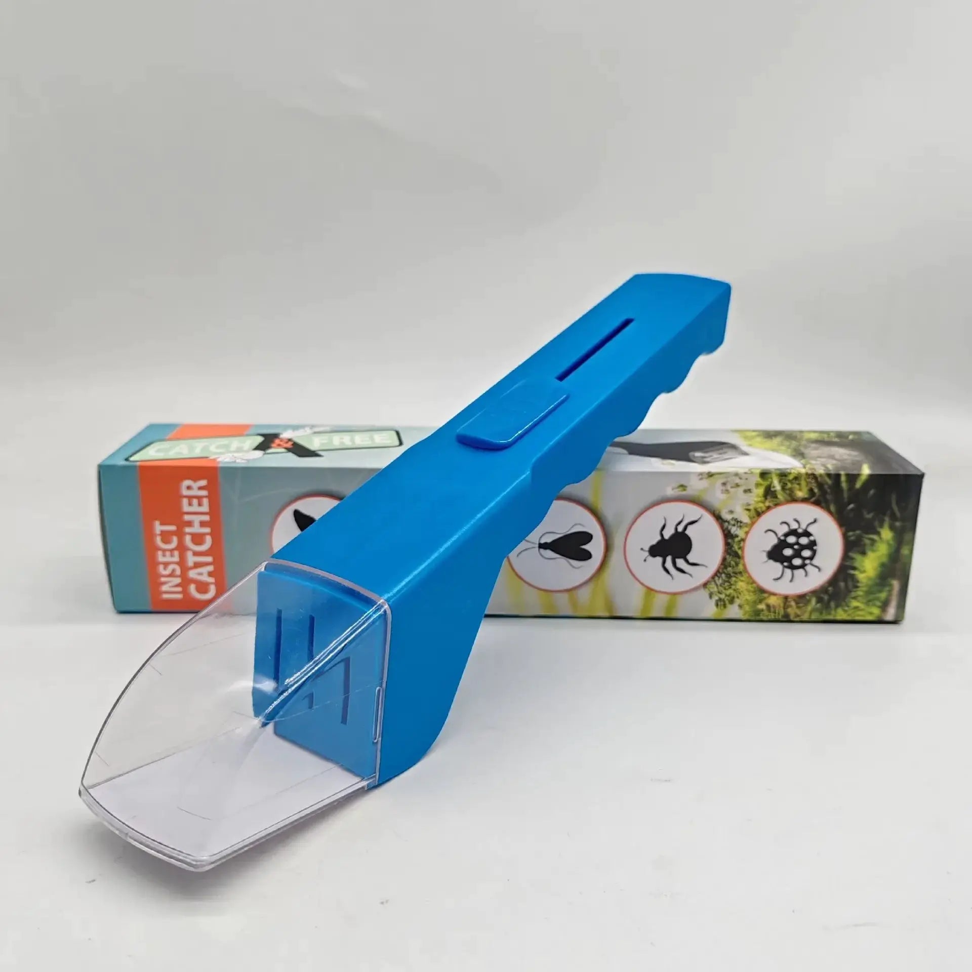Simples Market blue handheld insect catcher with clear curved scoop; packaging visible