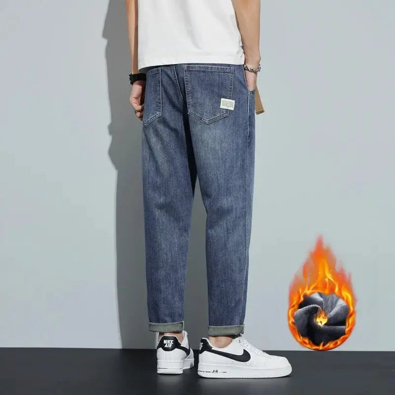 Simples Market men's dark blue fleece jeans, loose straight fit with rolled cuffs and back pockets.