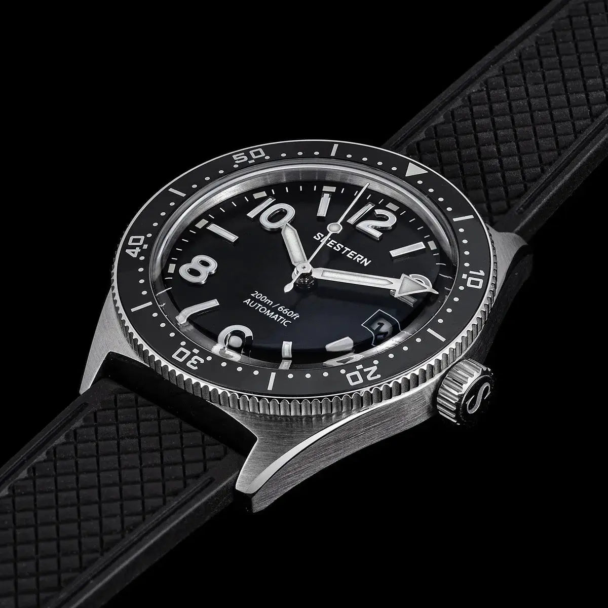Seestern diver watch with black dial, stainless steel case, rubber strap, automatic movement, 200m water resistant