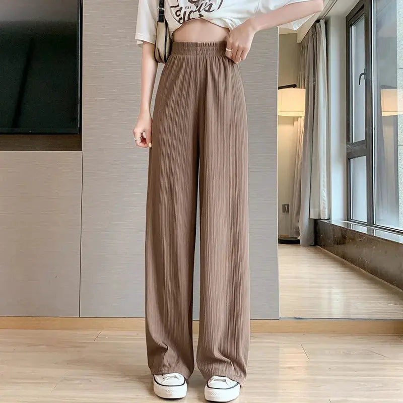 Simples Market brown wide-leg pants with elastic waistband and full-length, pleated textured fabric