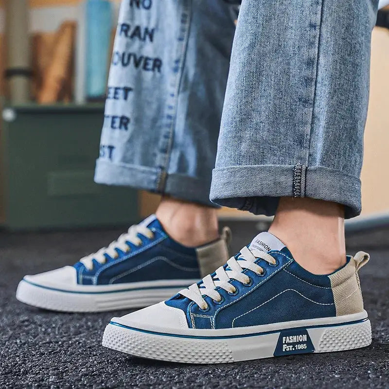 Men's Canvas Shoes All Seasons Casual Everyday Walking Shoes Soft Sole Flat Profile Joker Board Shoes