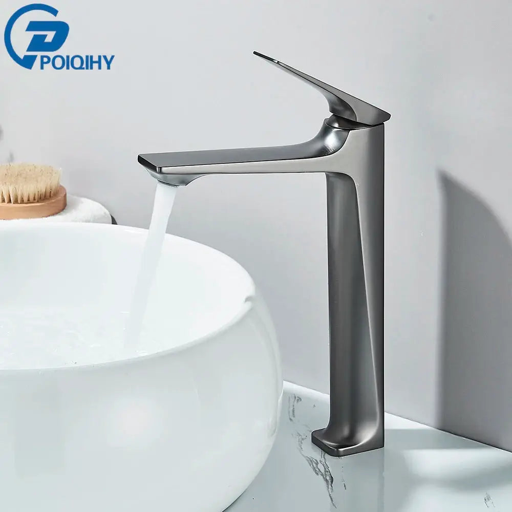 Simples Market deck-mounted bathroom faucet with single lever in polished chrome finish