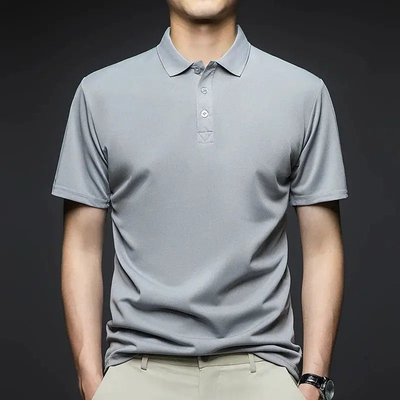 Men's polo shirt by Simples Market, light gray, short sleeves, breathable fabric.