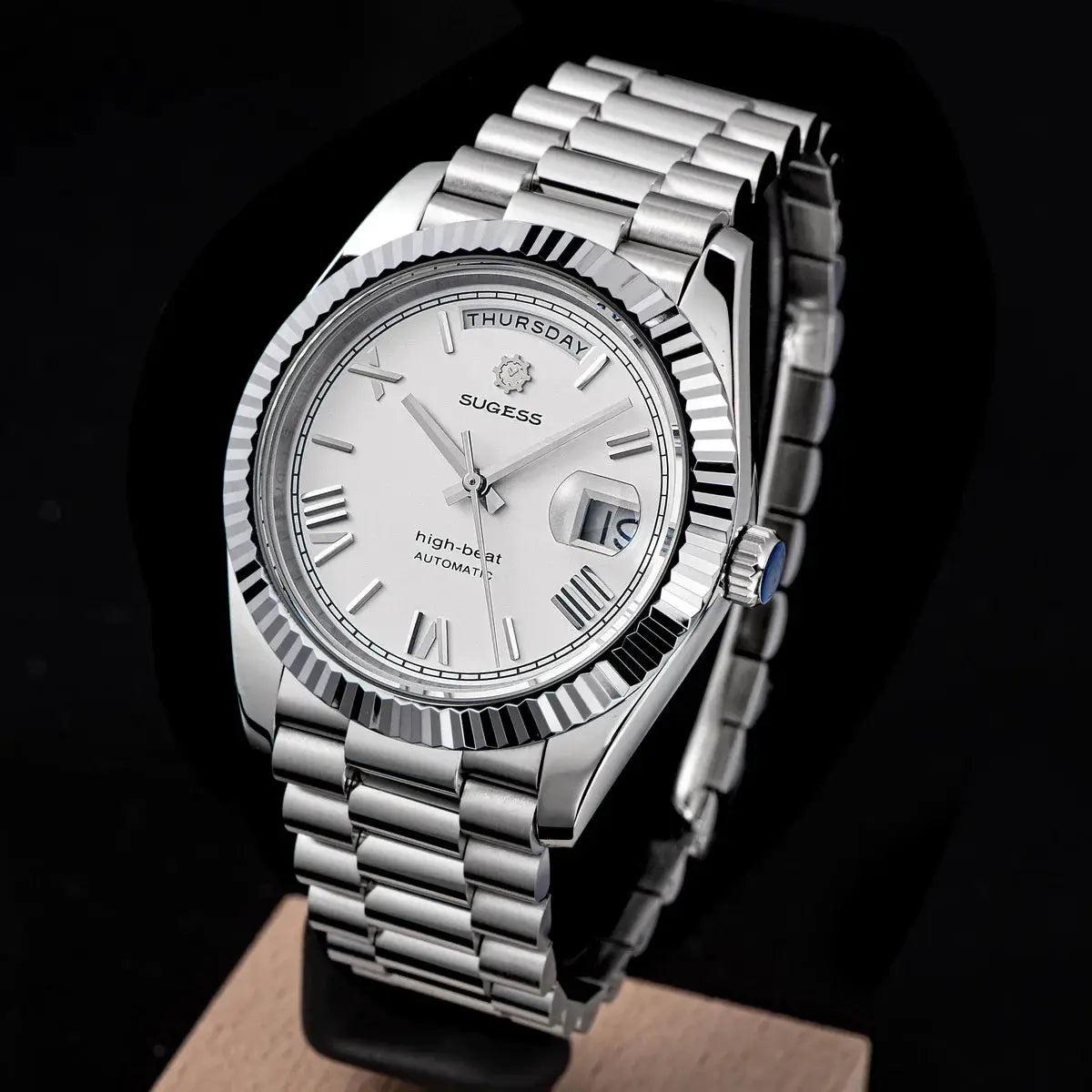 Sugess men's stainless steel automatic watch, 40mm case, white dial, day-date window, sapphire glass.