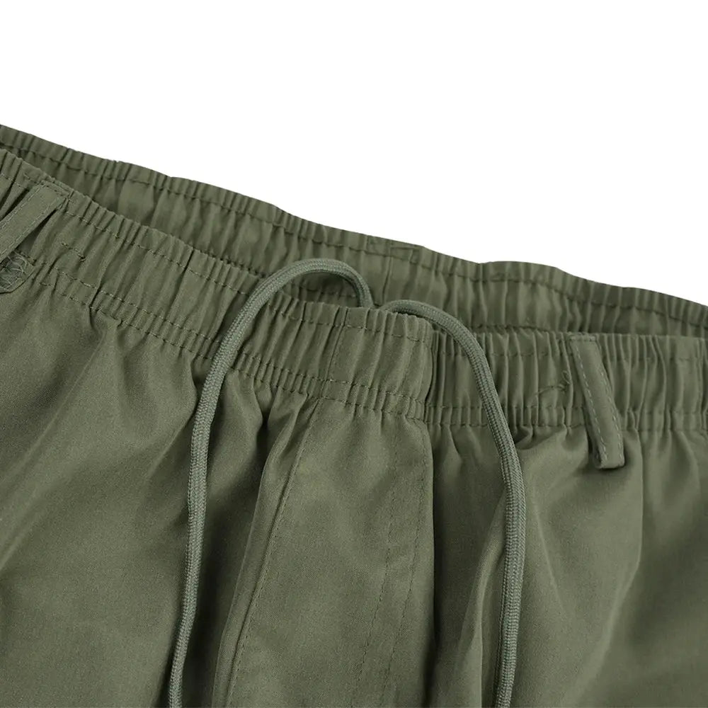 Men's olive green tactical cargo shorts with drawstring and elastic waistband, Simples Market