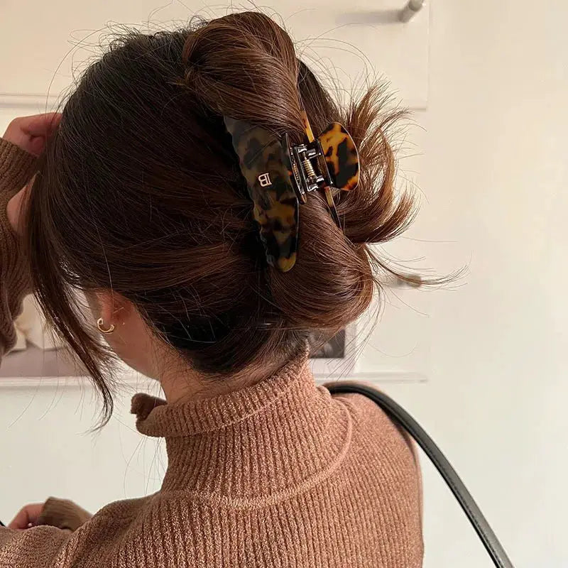 Women’s Shark Hair Claw - Simples Market
