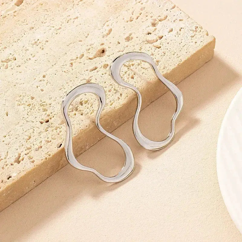 Exaggeration Ocean Style Shell Texture Earrings, silver irregular loop pair by Simples Market