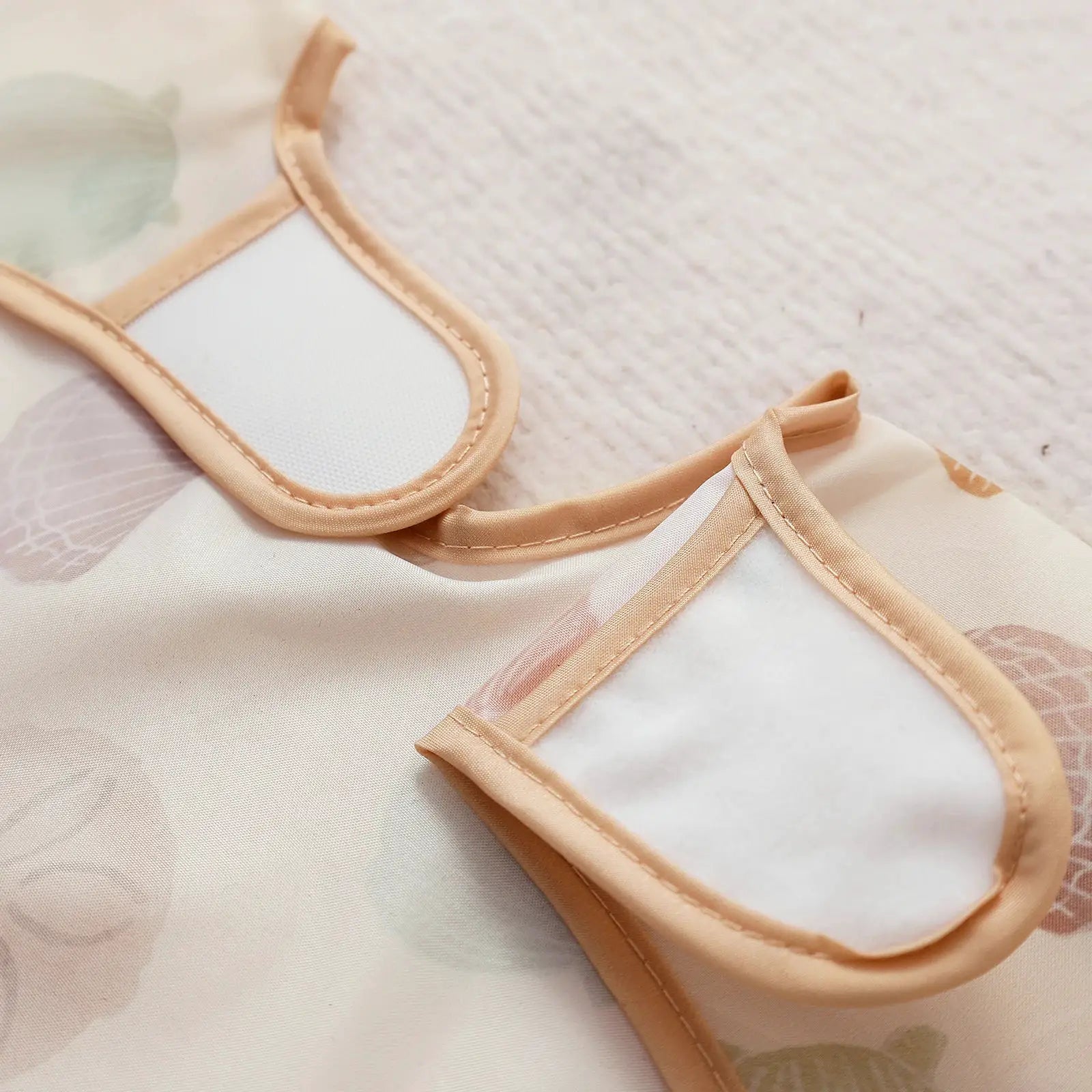 Elinfant Long Sleeve Waterproof Feeding Bibs For 1-3 Years Washable Burp Cloth Coverall Bibs Easy Clean