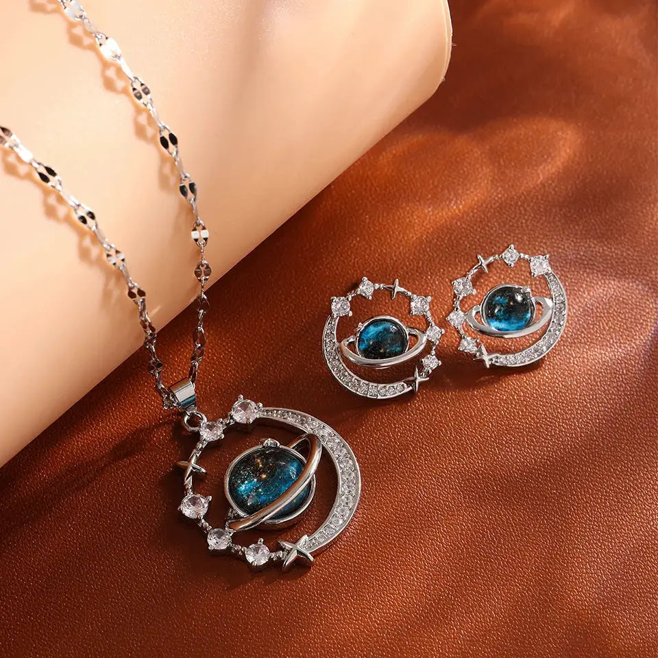 Light Luxury Titanium Steel Star Series Necklace For Women With Gold Planet Moon Astronaut Pendant Jewelry Gift