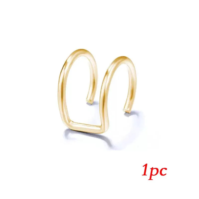 Gold-tone C-shaped ear cuff for non-pierced ears, open-wrap style (1pc)