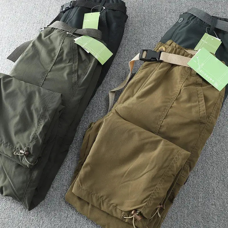 Waterproof windproof fleece-lined outdoor pants for men, straight-leg cargo trousers with multiple pockets, 2 colorways