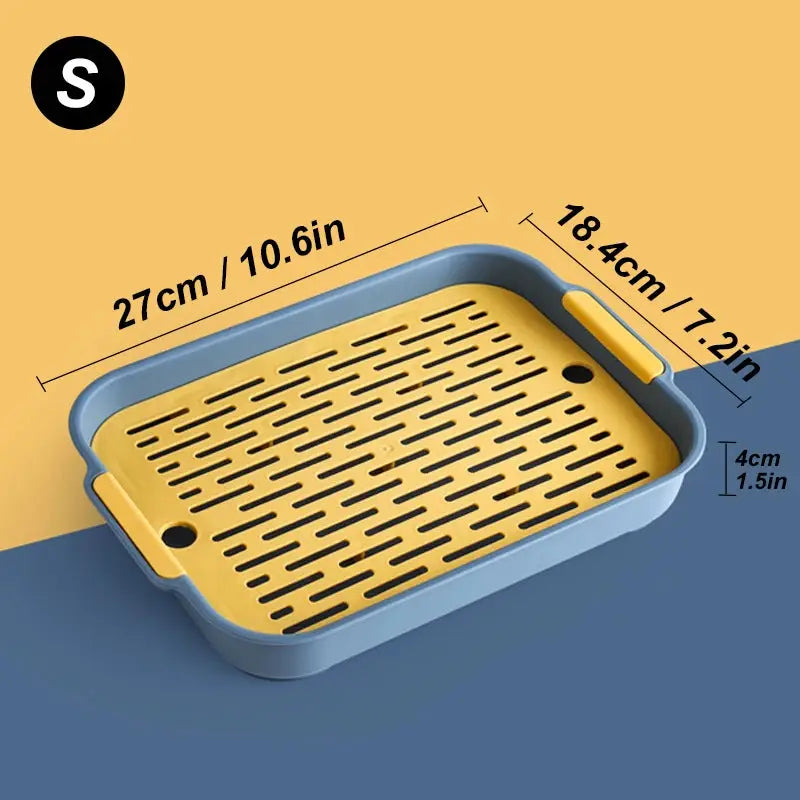 Simples Market rabbit litter box with blue outer shell and yellow perforated tray, 27 cm long.
