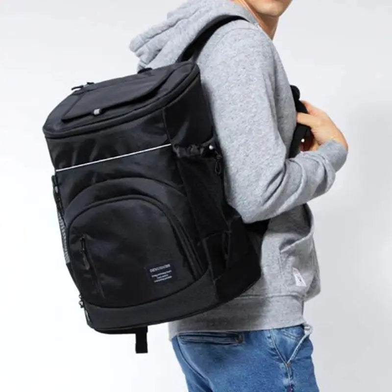 Insulated cooler backpack by Simples Market, black, 30L capacity