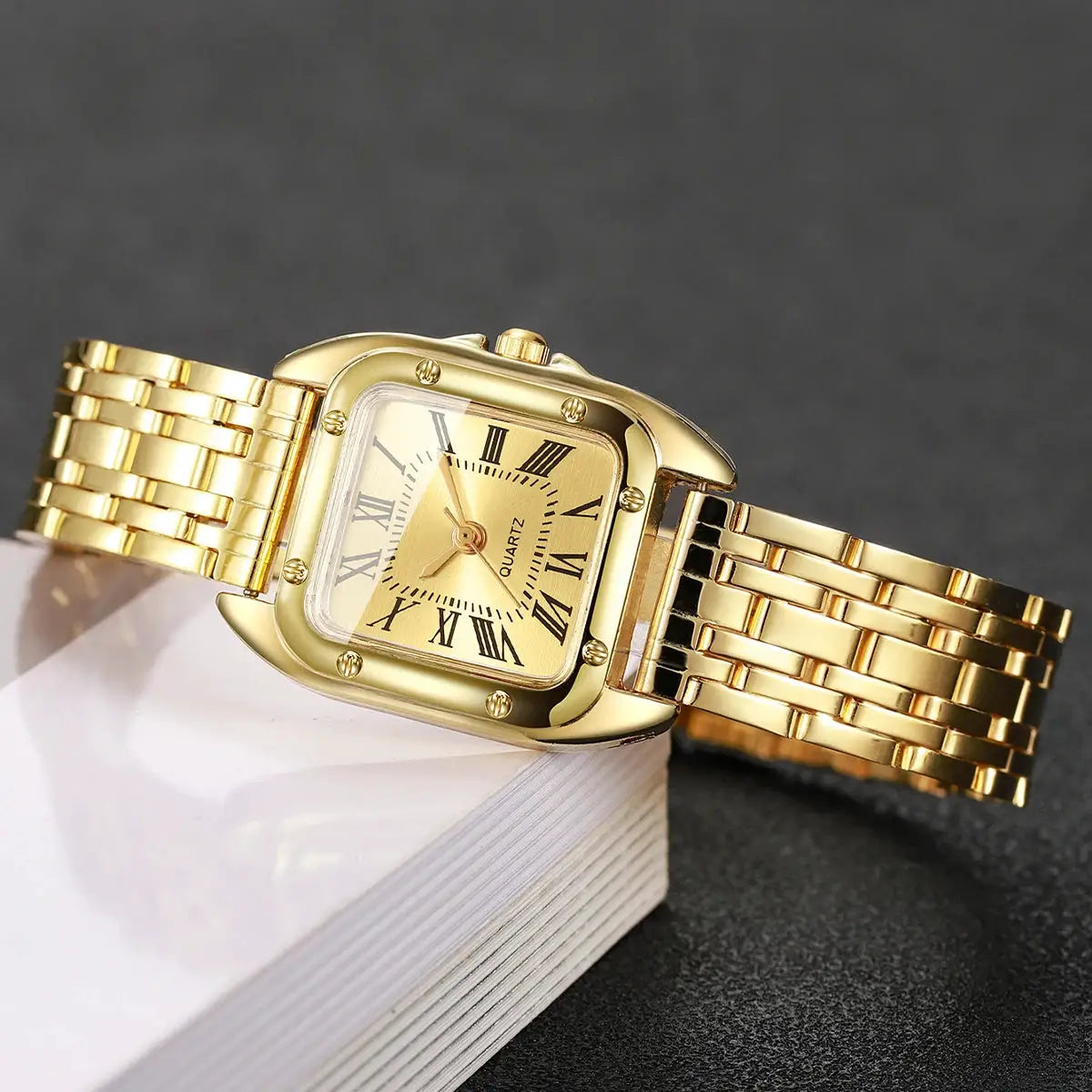 Gold-tone square women's quartz wristwatch with Roman numeral dial and link bracelet, Simples Market