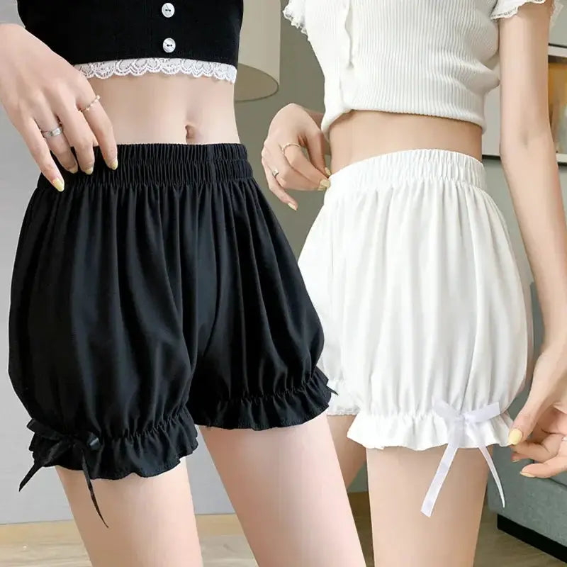 Women lace short bloomers in black and white, imitation silk satin with ruffles