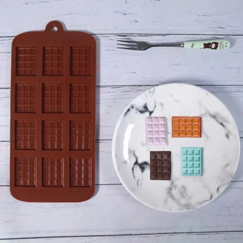 12 Cavity Silicone Chocolate And Waffle Mold For Fondant Cakes DIY Candy Bar Decoration Tools Kitchen Baking