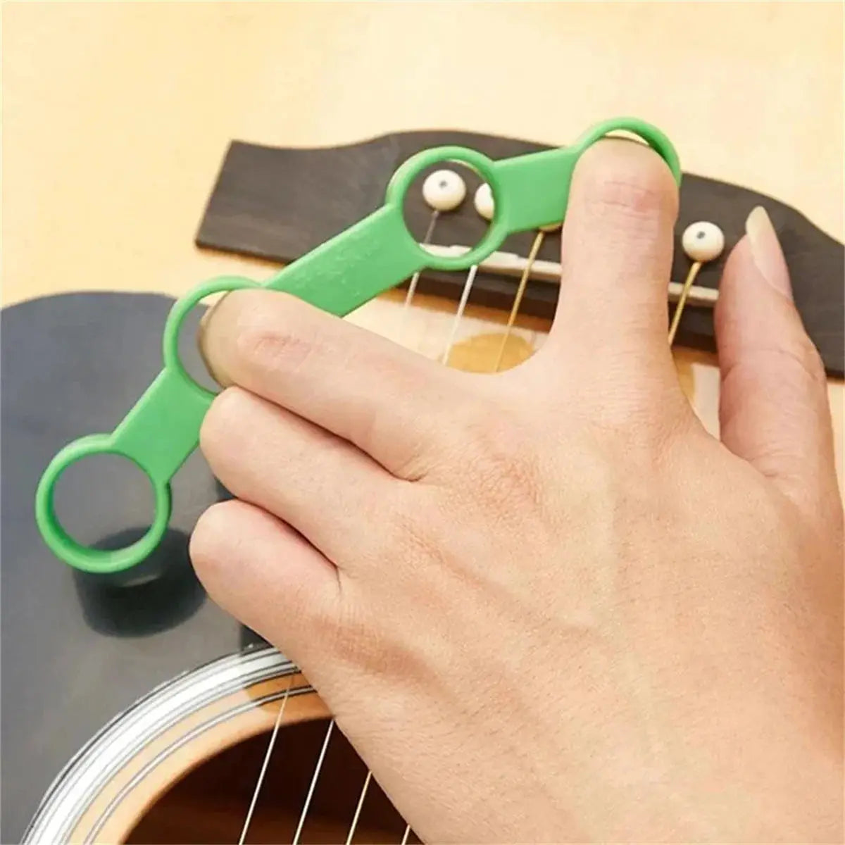 Musical Instrument Finger Expander For Guitar Training Span Trainer Hand Exerciser For Beginners And Musicians